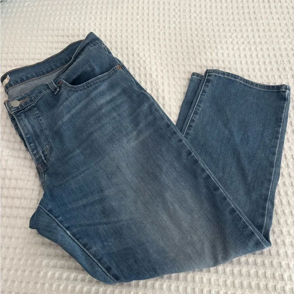 Levi’s Boyfriend Classic Blue Denim Jeans size 33